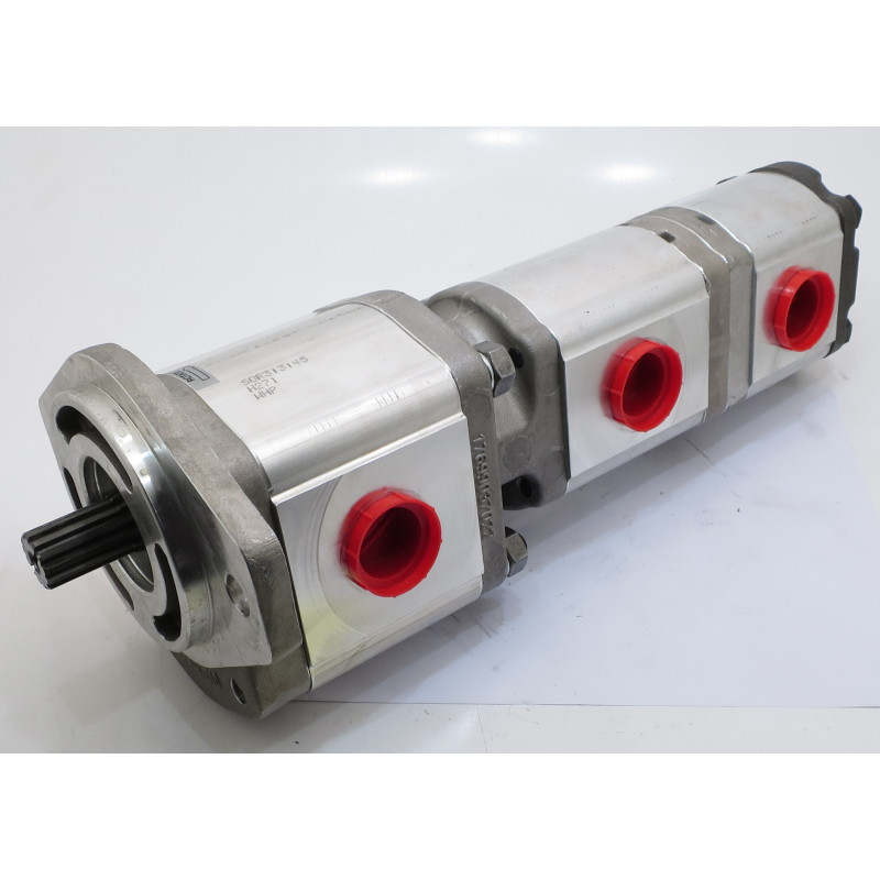 TRIPLE HYDRAULIC GEAR PUMP *