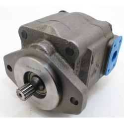 CAST FORD EXCAVATOR MAIN PUMP