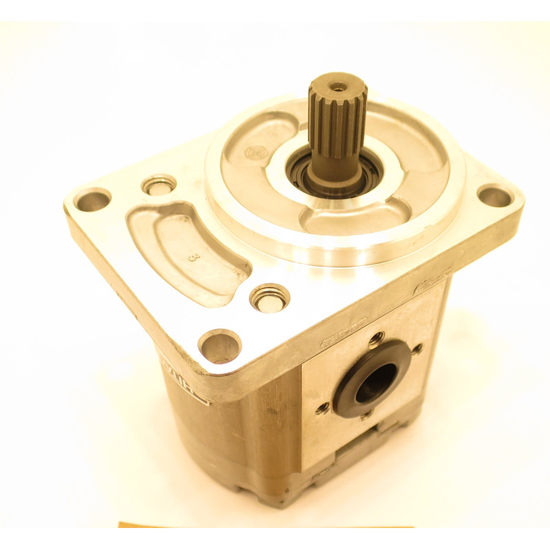 ZEXEL HYDRAULIC GEAR PUMP 9218012