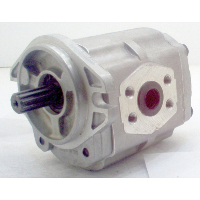 KZP4-30CSMBDN6 NISSAN PUMP**