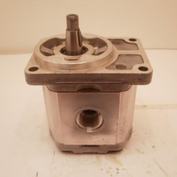 SNP2 C14L LBOB HYDRAULIC GEAR PUMP