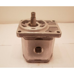 SNP2 C17L KBTB HYDRAULIC GEAR PUMP