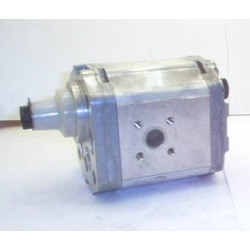 SNP2 C17L C004 HYDRAULIC GEAR PUMP