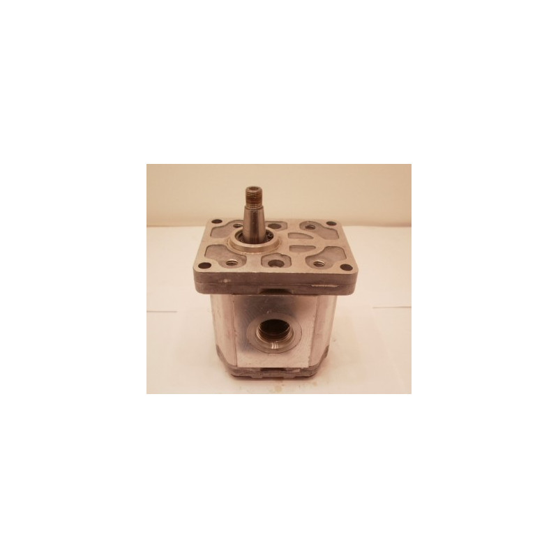 SNP2 C17L KXOB HYDRAULIC GEAR PUMP