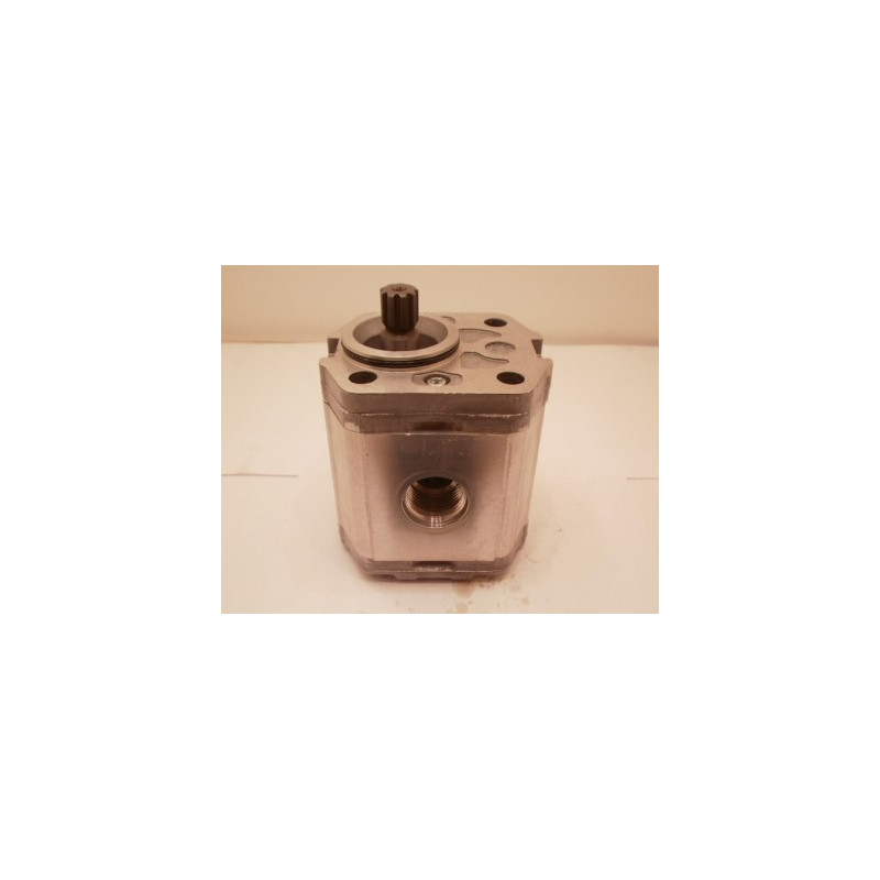 SNP2 C17L MHOB HYDRAULIC GEAR PUMP