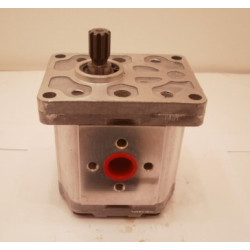 SNP2 C17L SXSB HYDRAULIC GEAR PUMP