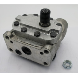 15 GPM IH MAIN HYDRAULIC PUMP 70932