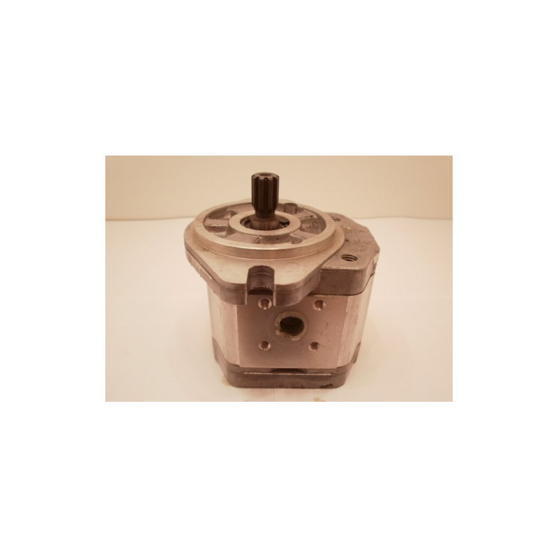 SNP2 4 D SSBA HYDRAULIC GEAR PUMP