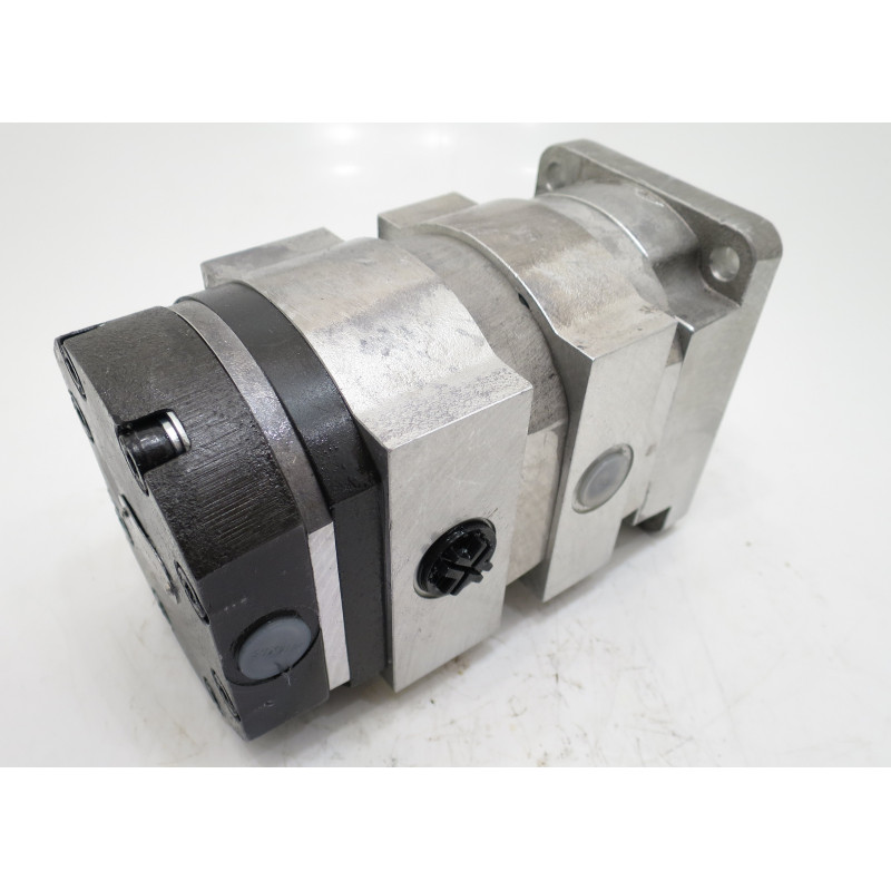 CLAAS TRIPLE HYDRAULIC GEAR PUMP