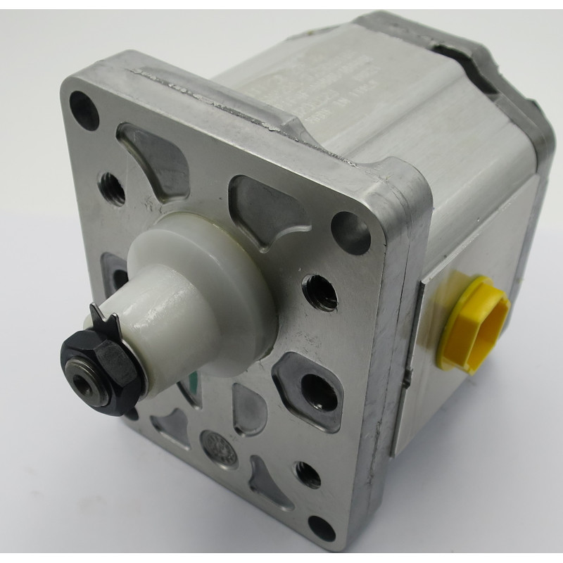 SNP2 C8L C001.F HYDRAULIC GEAR PUMP