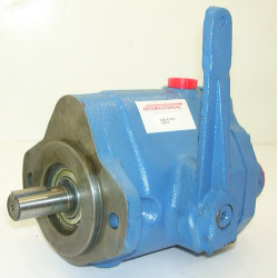 PVB 5 WITH LEVER CONTROL R/H ROT R/H  ROT PVB5RC70HYDRAULIC PISTON PUMPS