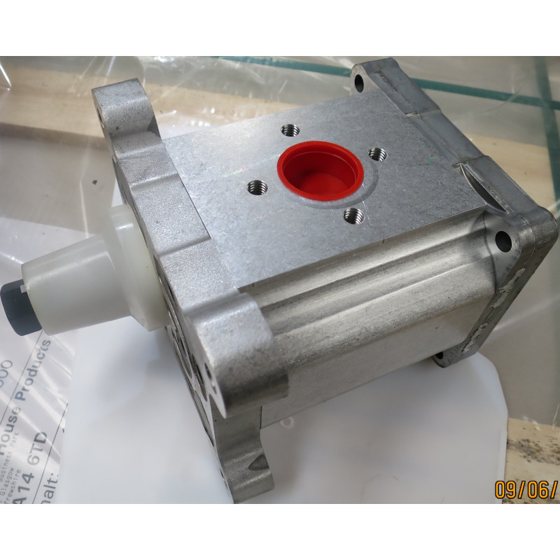 SNP3 A75L C043 HYDRAULIC GEAR PUMP