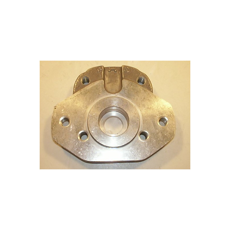 PERKINS 4.236 ENG. A/C FLANGE