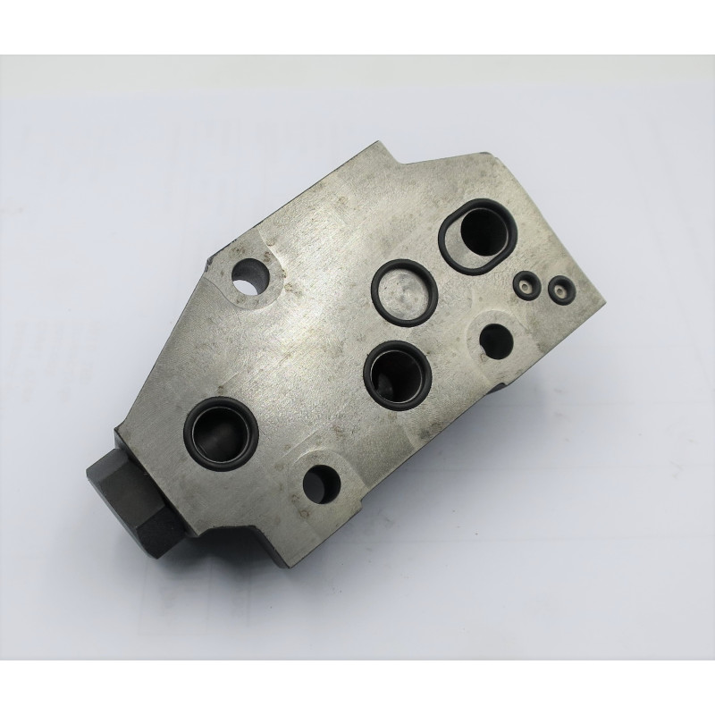 V5000 ELECTRIC SIDE INLET COVER