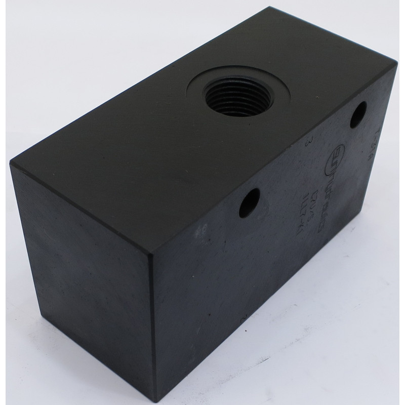 3 PORT MANIFOLD T-31A CAVITY 1/2''