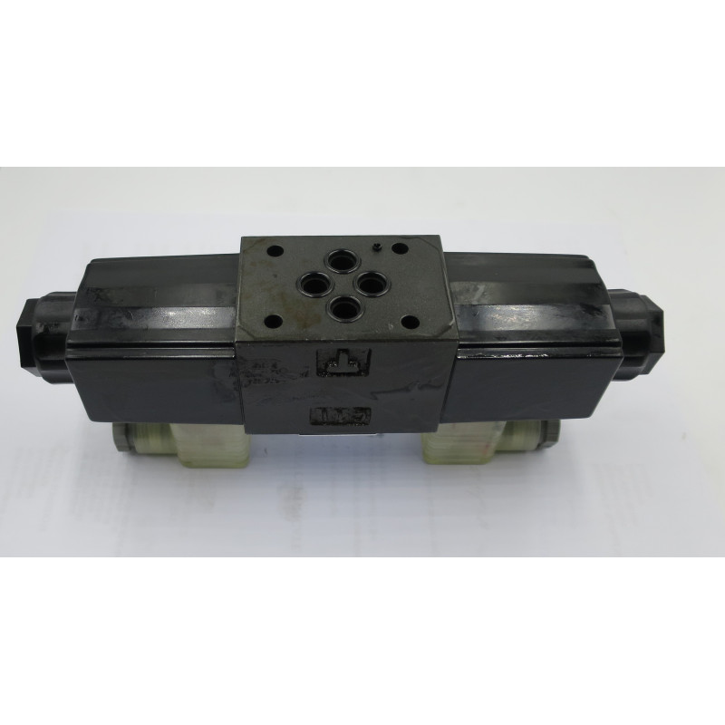 DG03-3C-115VAC DN SOLENOID VALVE