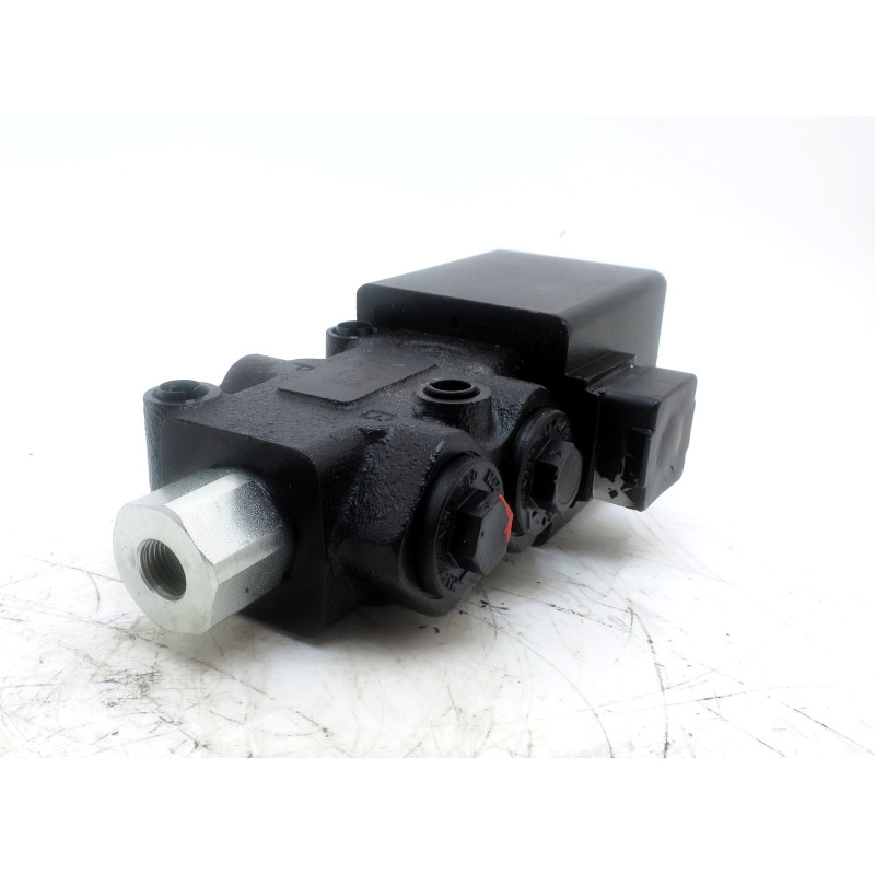 1/2 BSP 3 PORT SOL.OP DIVERTOR