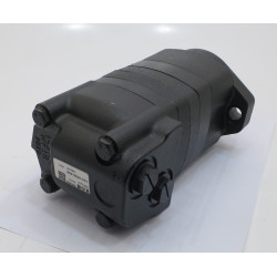 CHAR-LYNN HYDRAULIC MOTOR 104-3526