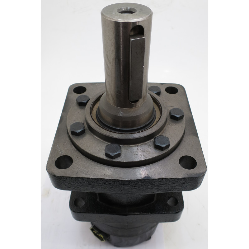 MOTOR No. 700300E8236BAAAB