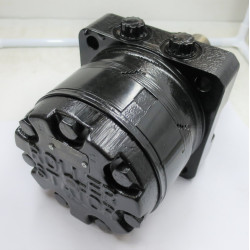 HYDRAULIC MOTOR 374CC 32MM SHA 4 BOLT WHEEL1/2 BSP