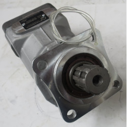 90CC /REV 350 BAR A/C BENT AXIS**