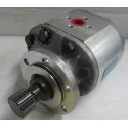 A32.7L FORD MOUNT PTO 08882