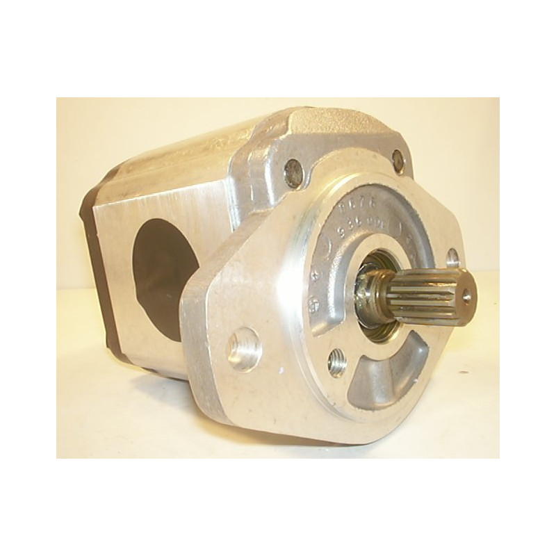 2PX330C FINLAY 8520M HYDRAULIC PUMP