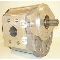 BOMFORD TURNER MAIN HYDRAULIC PUMP