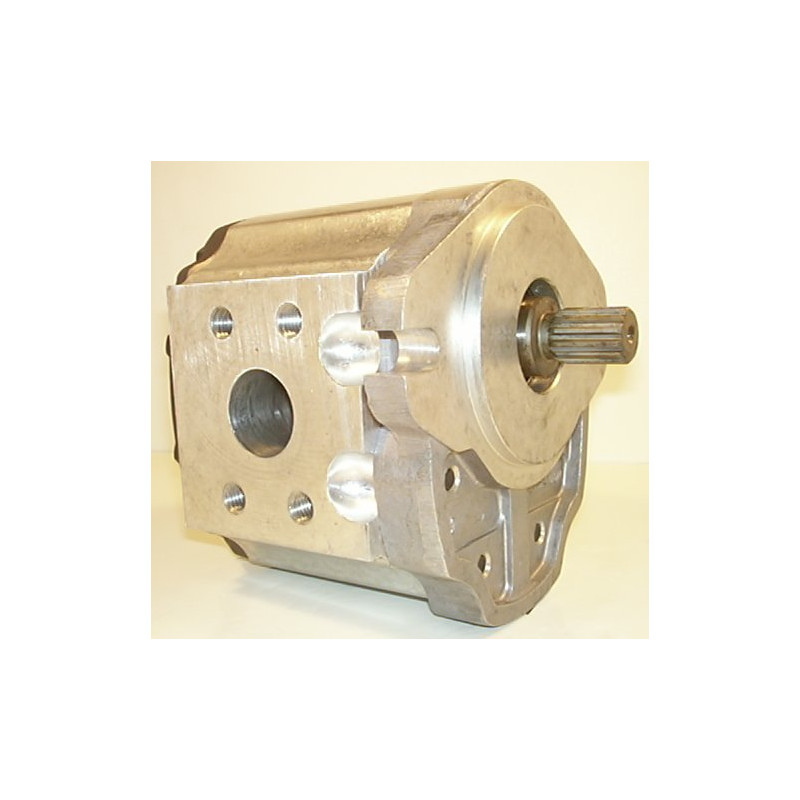 BOMFORD TURNER MAIN HYDRAULIC PUMP