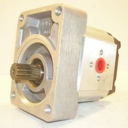 1PL052A 8217 PUMP SISU   0810P